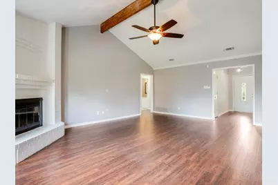 904 Forest Trail Court, Euless, TX 76039 - Photo 5