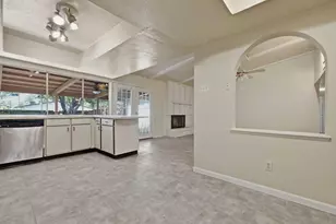 1000 Windy Meadow Dr, Plano, TX 75023 - Photo 5