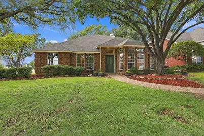 2801 Buena Vista Court, Carrollton, TX 75007 - Photo 3