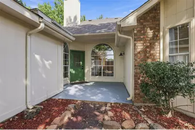 2801 Buena Vista Court, Carrollton, TX 75007 - Photo 25