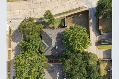 2801 Buena Vista Court, Carrollton, TX 75007 - Photo 35