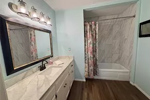 917 Clearview Dr, Bedford, TX 76021 - Photo 13