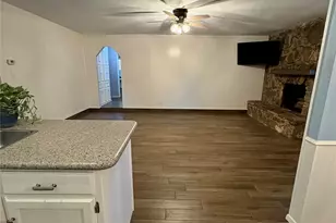 917 Clearview Dr, Bedford, TX 76021 - Photo 5
