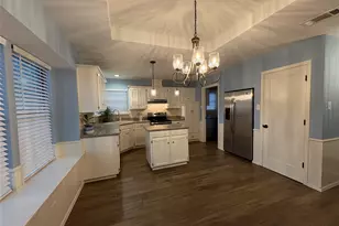 917 Clearview Dr, Bedford, TX 76021 - Photo 3