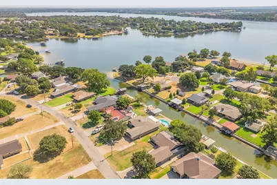 3713 Quail Run, Granbury, TX 76049 - Photo 29