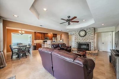 3713 Quail Run, Granbury, TX 76049 - Photo 13