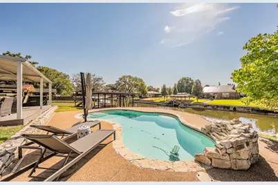 3713 Quail Run, Granbury, TX 76049 - Photo 7