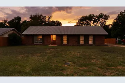 429 Davis Street, Fairfield, TX 75840 - Photo 3