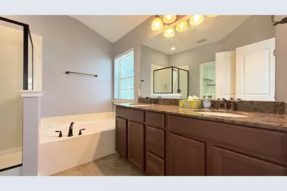 3912 Amberwood Drive, Addison, TX 75001 - Photo 17