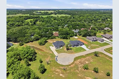 2304 Candlestick Drive, Granbury, TX 76049 - Photo 35