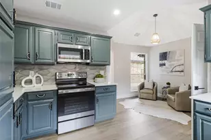 2409 Hedgeway Cir, Garland, TX 75044 - Photo 11