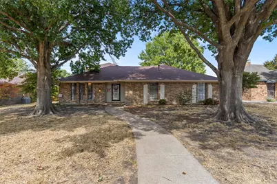 703 Spring Brook Drive, Allen, TX 75002 - Photo 3