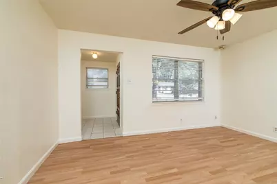 2204 Cales Drive, Arlington, TX 76013 - Photo 7