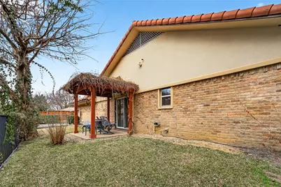 15415 Leavalley Drive, Dallas, TX 75248 - Photo 25