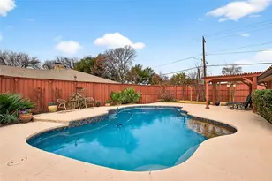 15415 Leavalley Dr, Dallas, TX 75248 - Photo 23