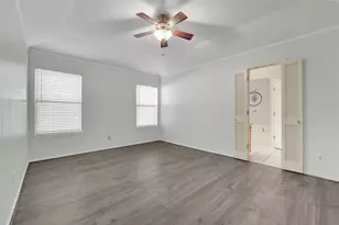916 Pierce Arrow Dr, Arlington, TX 76001 - Photo 17