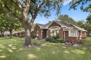 3614 Ridgestone Dr, Garland, TX 75040 - Photo 3