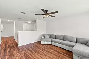 729 Rio Bravo Dr, Fort Worth, TX 76052 - Photo 7