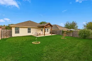 729 Rio Bravo Dr, Fort Worth, TX 76052 - Photo 25