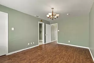 3550 Country Square Dr, Carrollton, TX 75006 - Photo 15