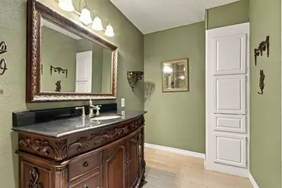 3550 Country Square Drive #304, Carrollton, TX 75006 - Photo 17
