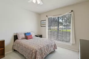 221 Meadowhill Dr, Benbrook, TX 76126 - Photo 19