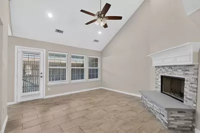 829 Summercreek Drive, Lewisville, TX 75067 - Photo 5