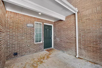 829 Summercreek Drive, Lewisville, TX 75067 - Photo 3