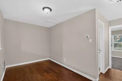 829 Summercreek Drive, Lewisville, TX 75067 - Photo 23