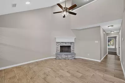 829 Summercreek Drive, Lewisville, TX 75067 - Photo 7