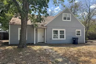 315 W Congress St, Denton, TX 76201 - Photo 1