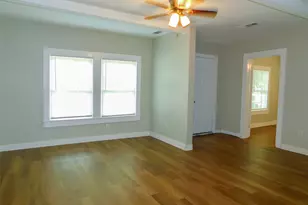 315 W Congress St, Denton, TX 76201 - Photo 3