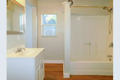 315 W Congress Street, Denton, TX 76201 - Photo 11