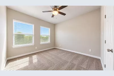 2407 Lee Avenue, Fort Worth, TX 76164 - Photo 13