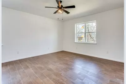 1307 Worthington Street, Grapevine, TX 76051 - Photo 7