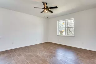 1307 Worthington St, Grapevine, TX 76051 - Photo 7