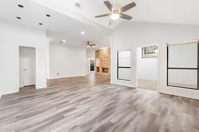 2214 Marvin Gardens Street, Arlington, TX 76011 - Photo 11