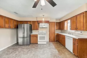 3202 Casino Dr, Dallas, TX 75224 - Photo 13