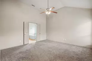 8 Mapleridge Dr, Edgecliff Village, TX 76134 - Photo 15