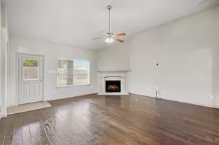 8 Mapleridge Dr, Edgecliff Village, TX 76134 - Photo 13