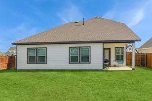 822 Amelia Ct, Pilot Point, TX 76258 - Photo 39