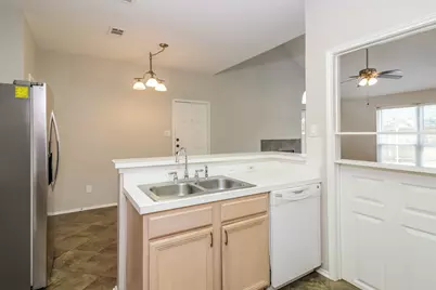 501 Timber Way Drive, Lewisville, TX 75067 - Photo 7