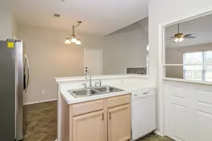 501 Timber Way Dr, Lewisville, TX 75067 - Photo 7