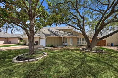 3718 Wooded Creek Drive, Farmers Branch, TX 75244 - Photo 7
