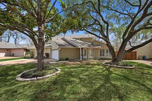 3718 Wooded Creek Dr, Farmers Branch, TX 75244 - Photo 7