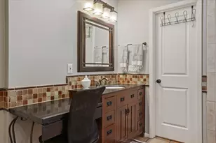 2424 Richards Dr, Waco, TX 76710 - Photo 17