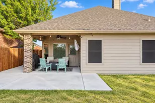 532 Vidalia Ct, Fort Worth, TX 76052 - Photo 9