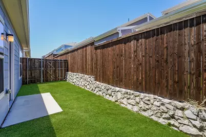615 Sophia Way, Lewisville, TX 75057 - Photo 15