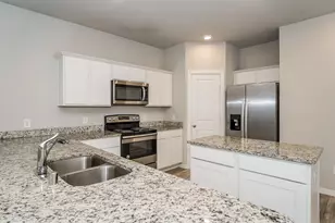 615 Sophia Wy, Lewisville, TX 75057 - Photo 7