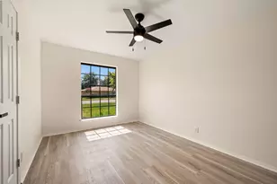 1705 S Timber Ct, Benbrook, TX 76126 - Photo 13